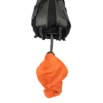 MOCHILA SPINIT TREKKER 28 AZUL NEG 28L COBERTOR - Imagen 7