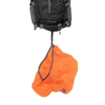 MOCHILA SPINIT TREKKER 28 GRIS NEG 28L COBERTOR - Imagen 6
